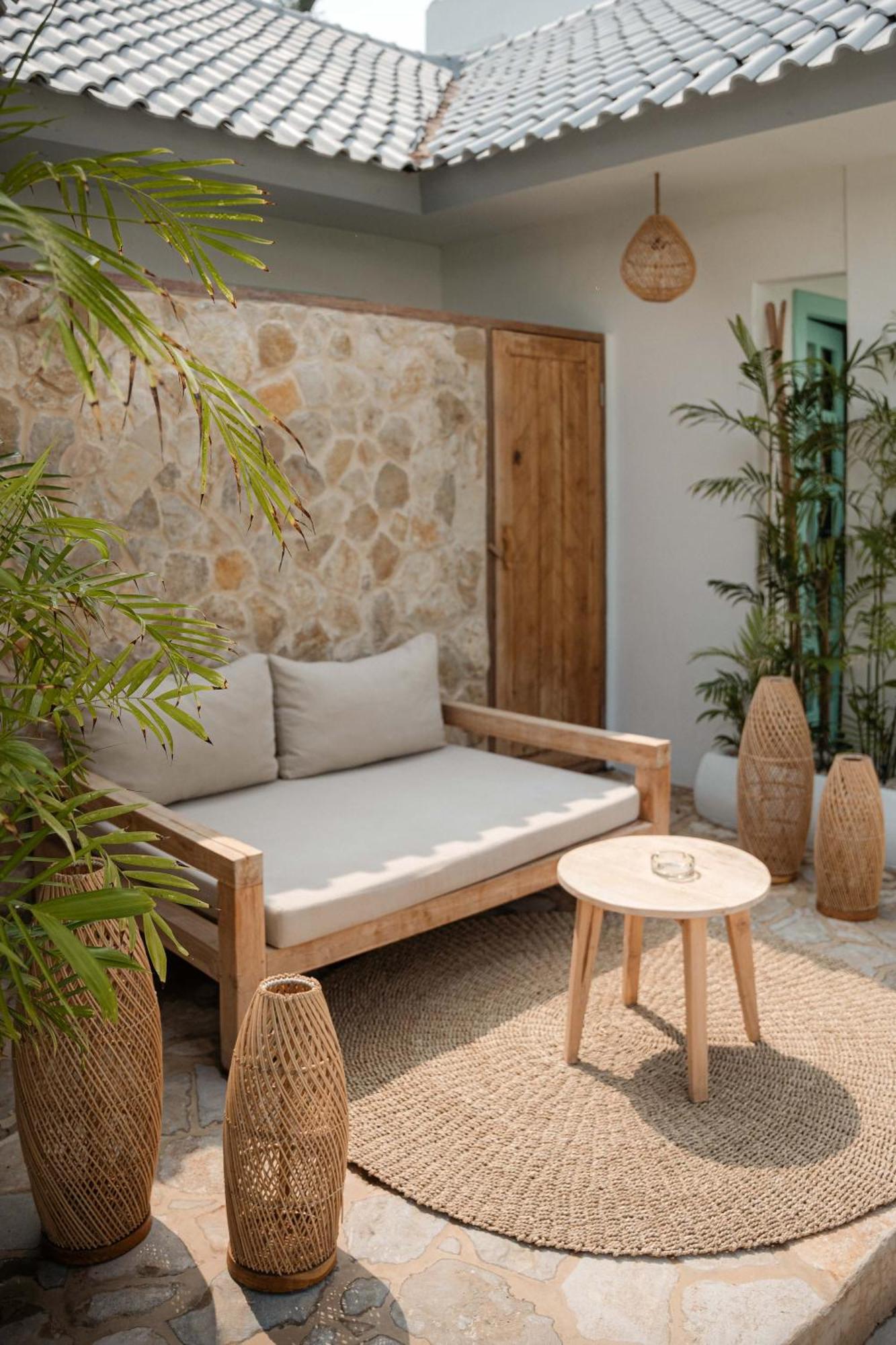 Quma Hotel Τζίλι Τραγουανγκάν Εξωτερικό φωτογραφία