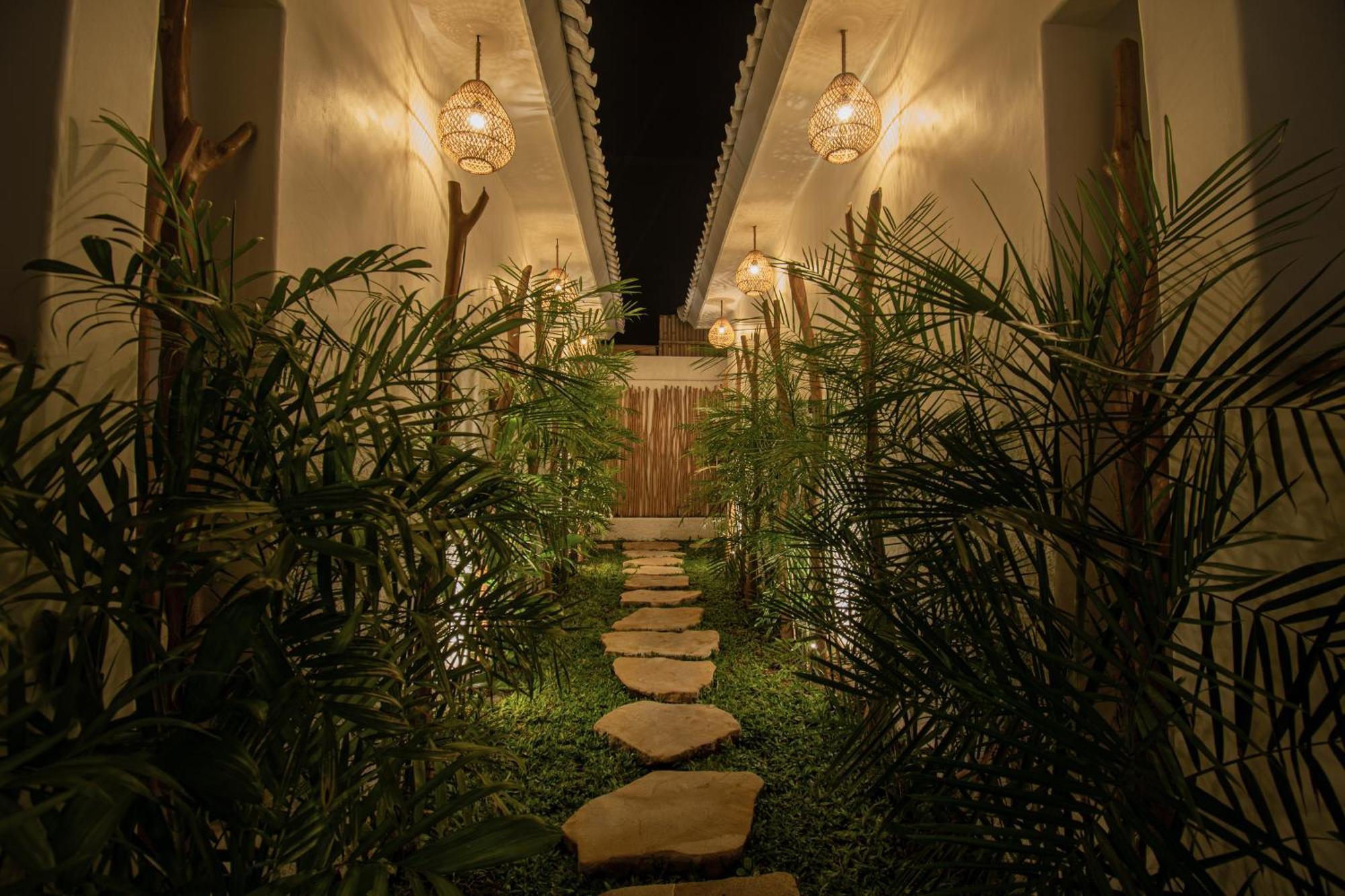 Quma Hotel Τζίλι Τραγουανγκάν Εξωτερικό φωτογραφία