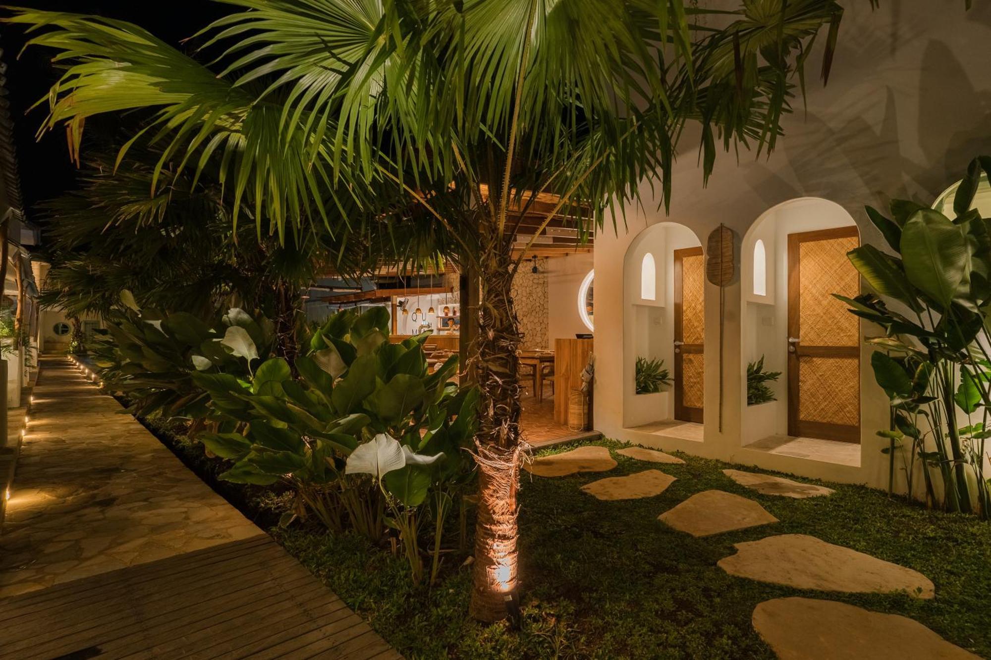 Quma Hotel Τζίλι Τραγουανγκάν Εξωτερικό φωτογραφία
