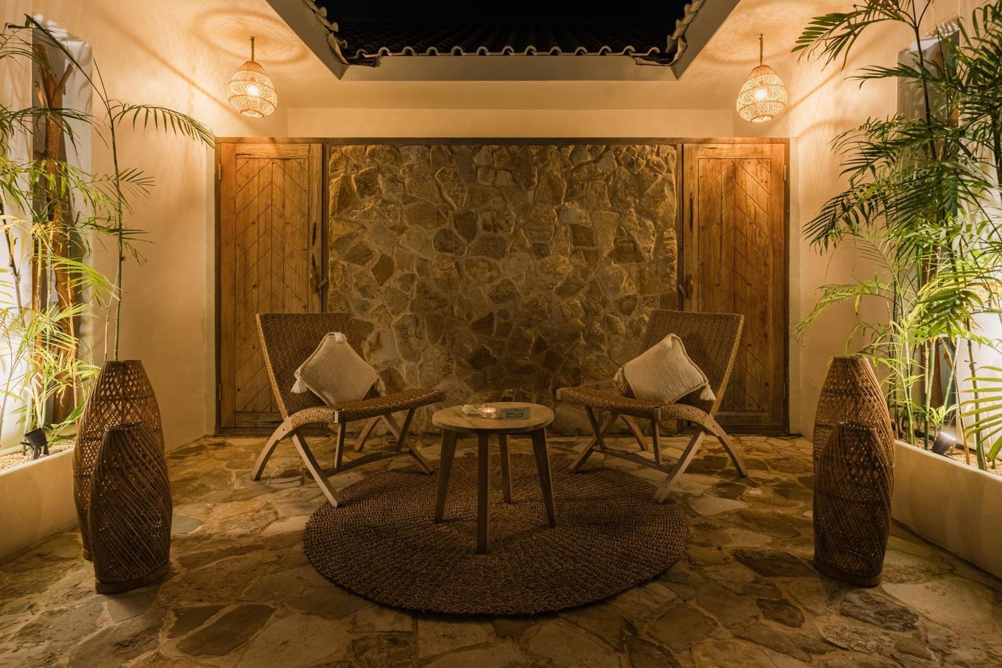 Quma Hotel Τζίλι Τραγουανγκάν Εξωτερικό φωτογραφία