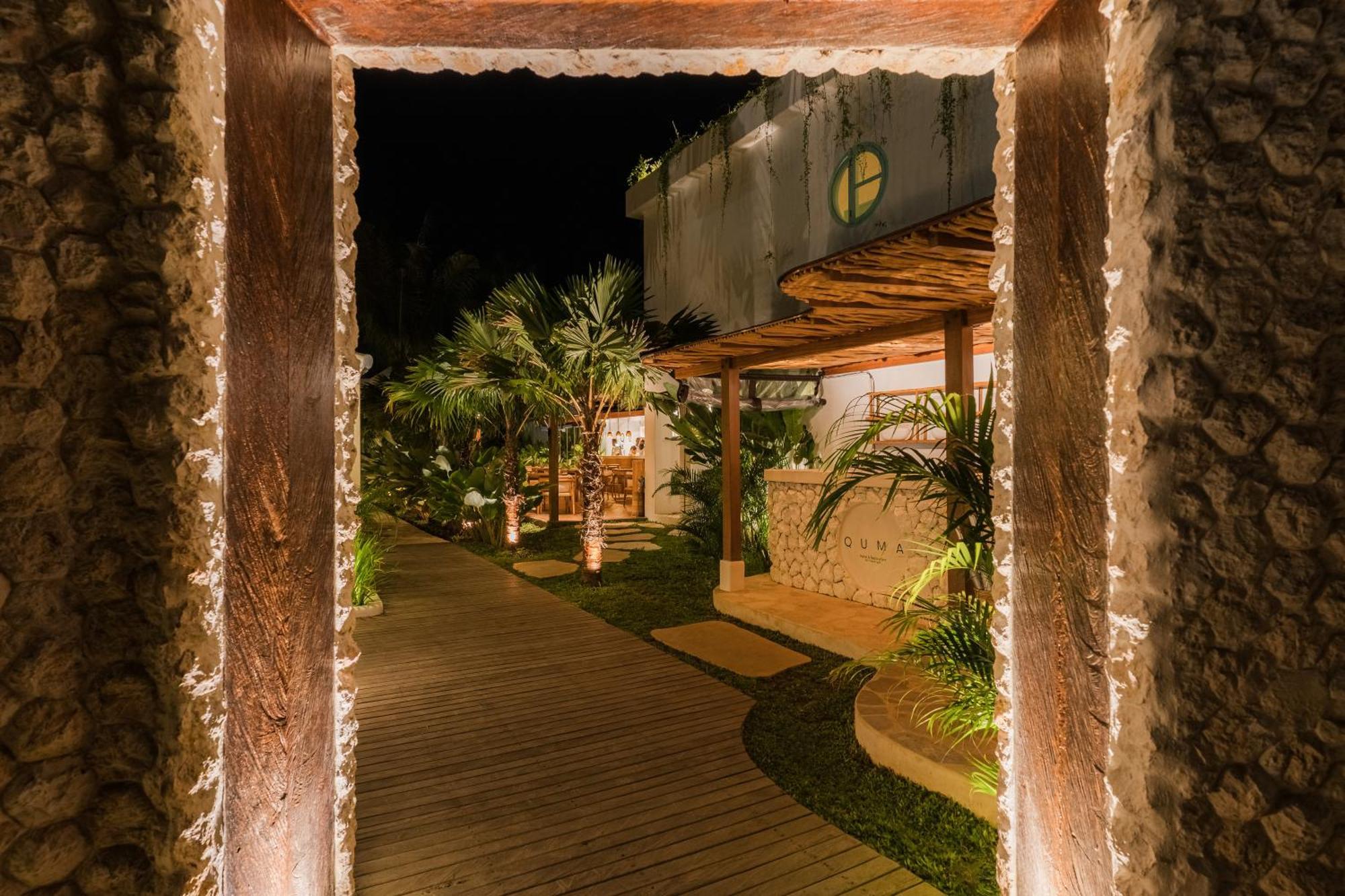 Quma Hotel Τζίλι Τραγουανγκάν Εξωτερικό φωτογραφία