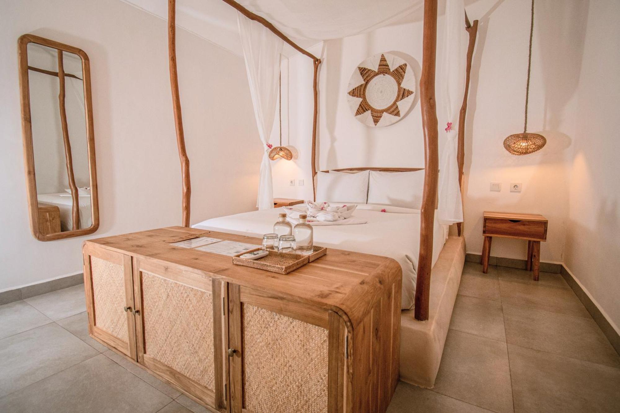 Quma Hotel Τζίλι Τραγουανγκάν Εξωτερικό φωτογραφία